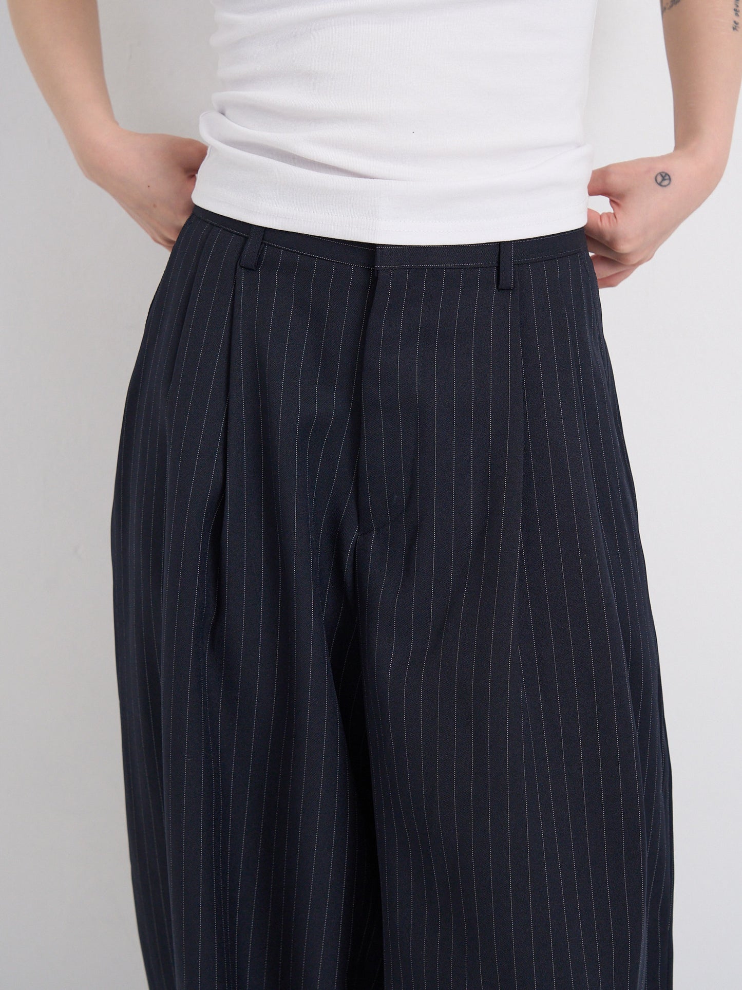 wide stripe tuck pants