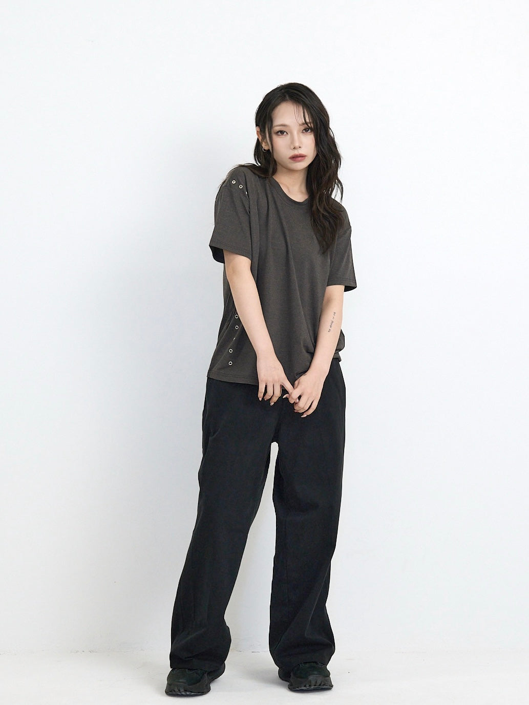 eyelet line tops