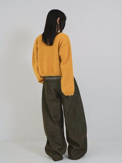 round neck cropped cardigan