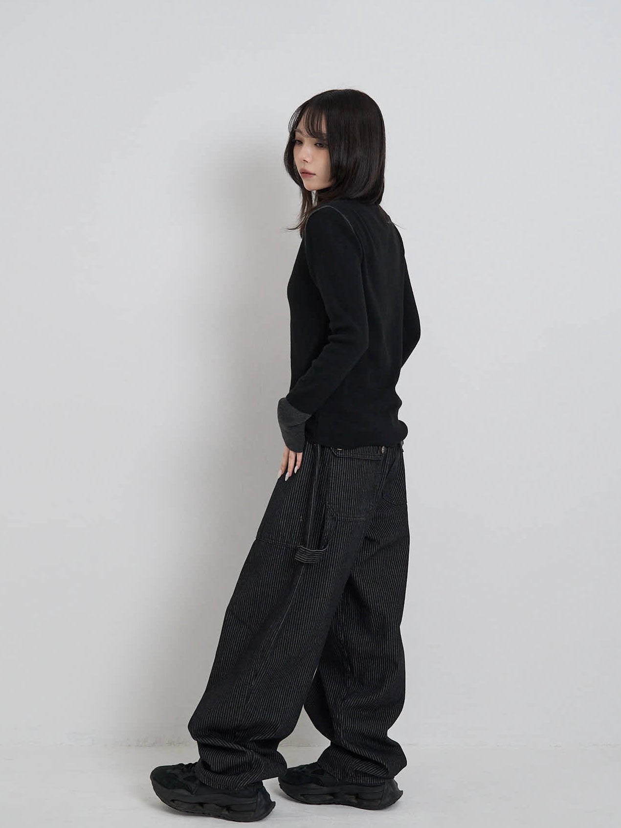 color point turtleneck knit