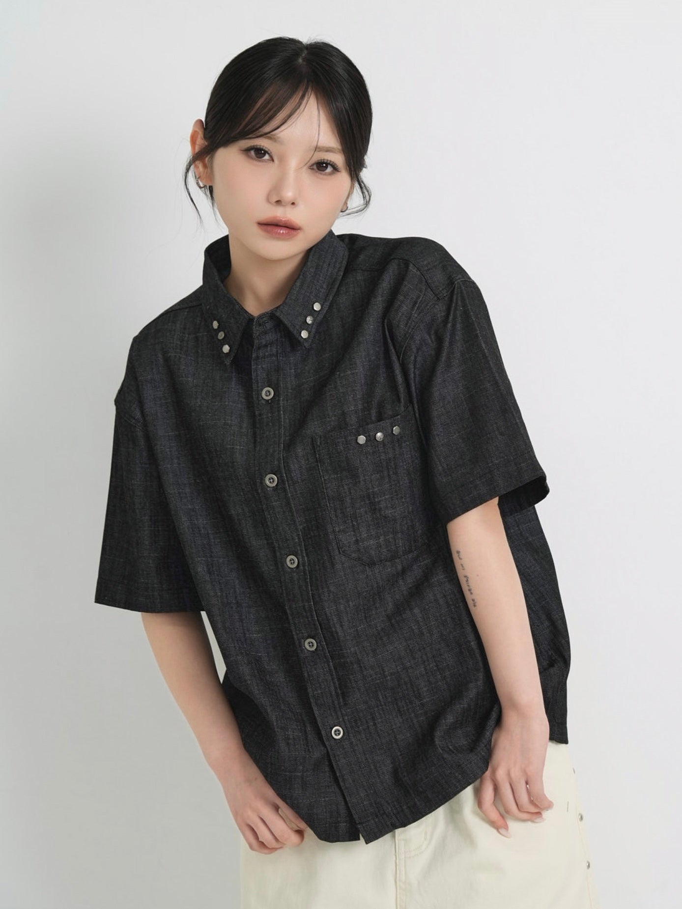 cropped stud denim shirt
