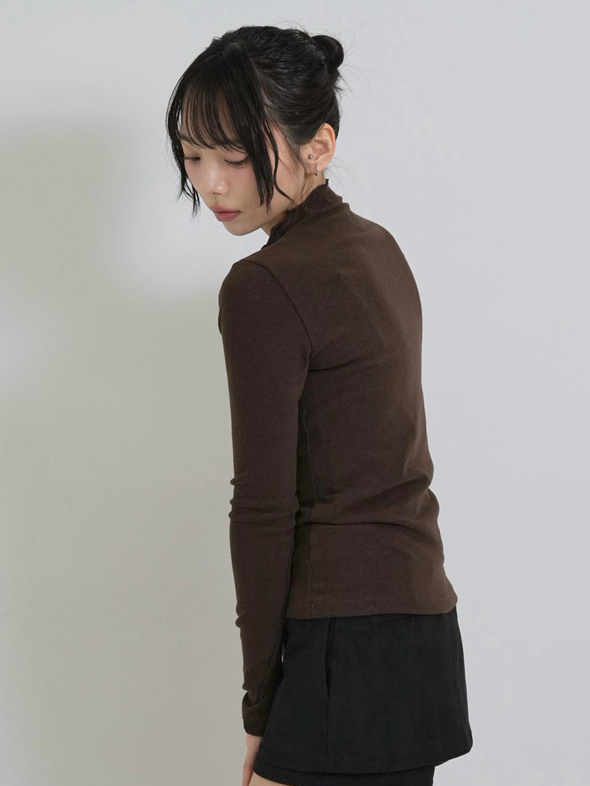 cutout choker neck tops