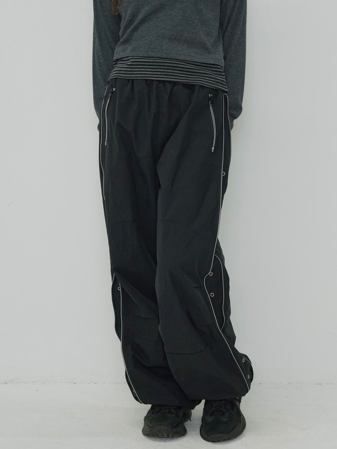 side zip eyelet pants