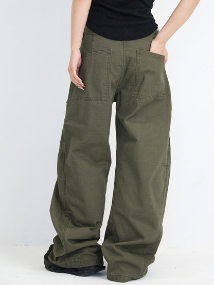 ‫low rise cargo pocket wide pants ‬