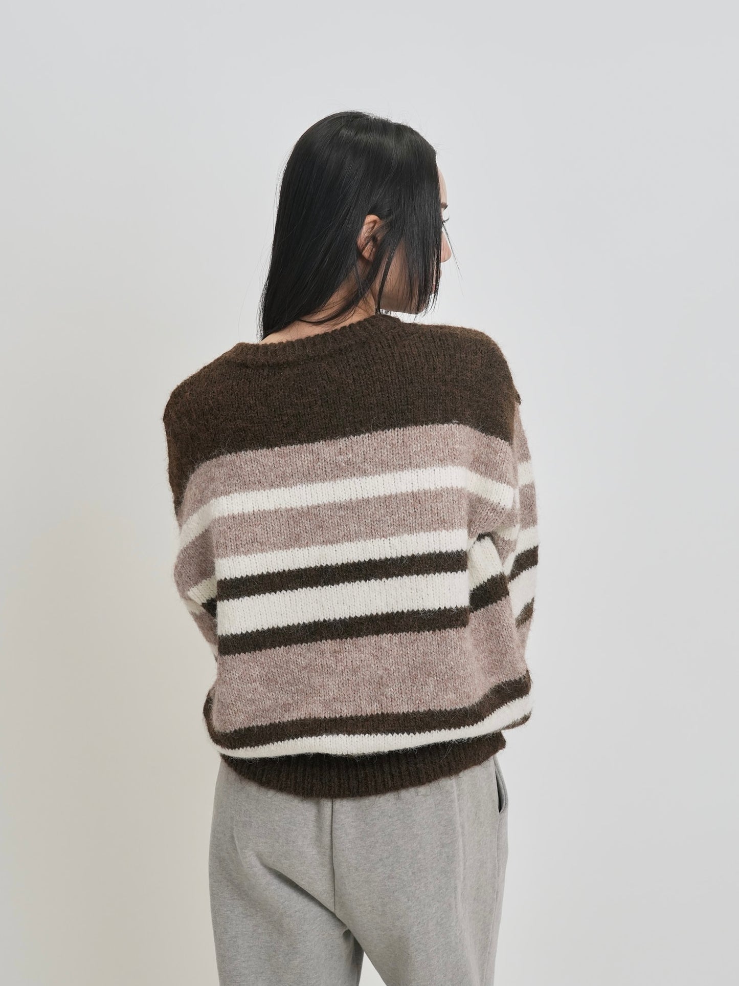 random boarder wool knit