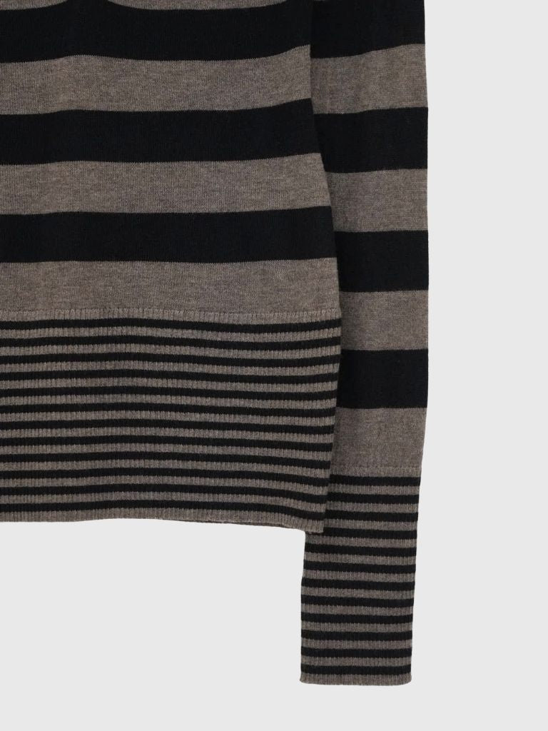 tight stripe hood knit