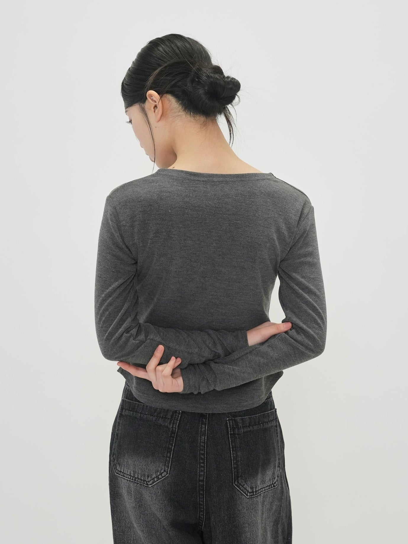 asymmetry frill blouse t