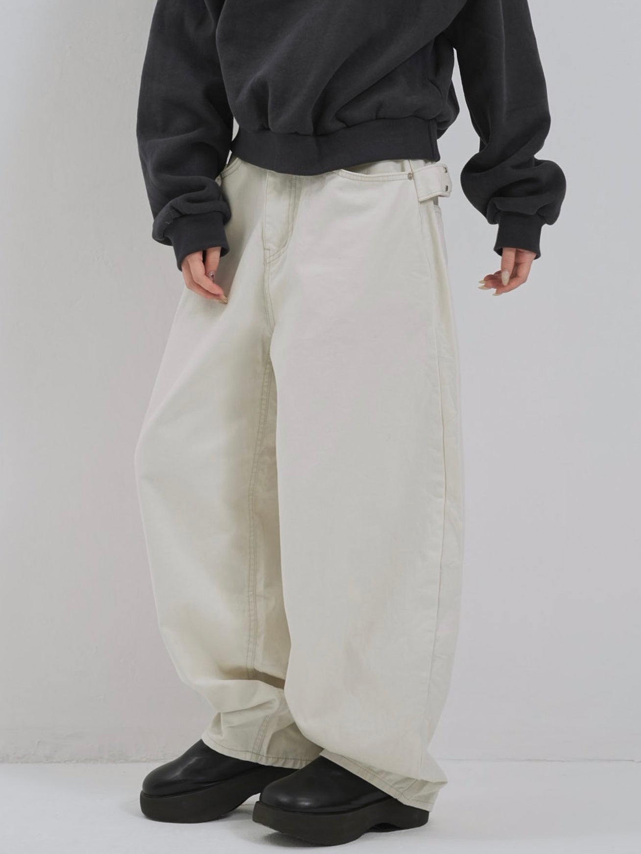 back belt detail wide pants