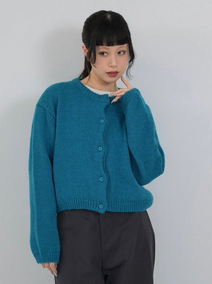 round neck cropped cardigan