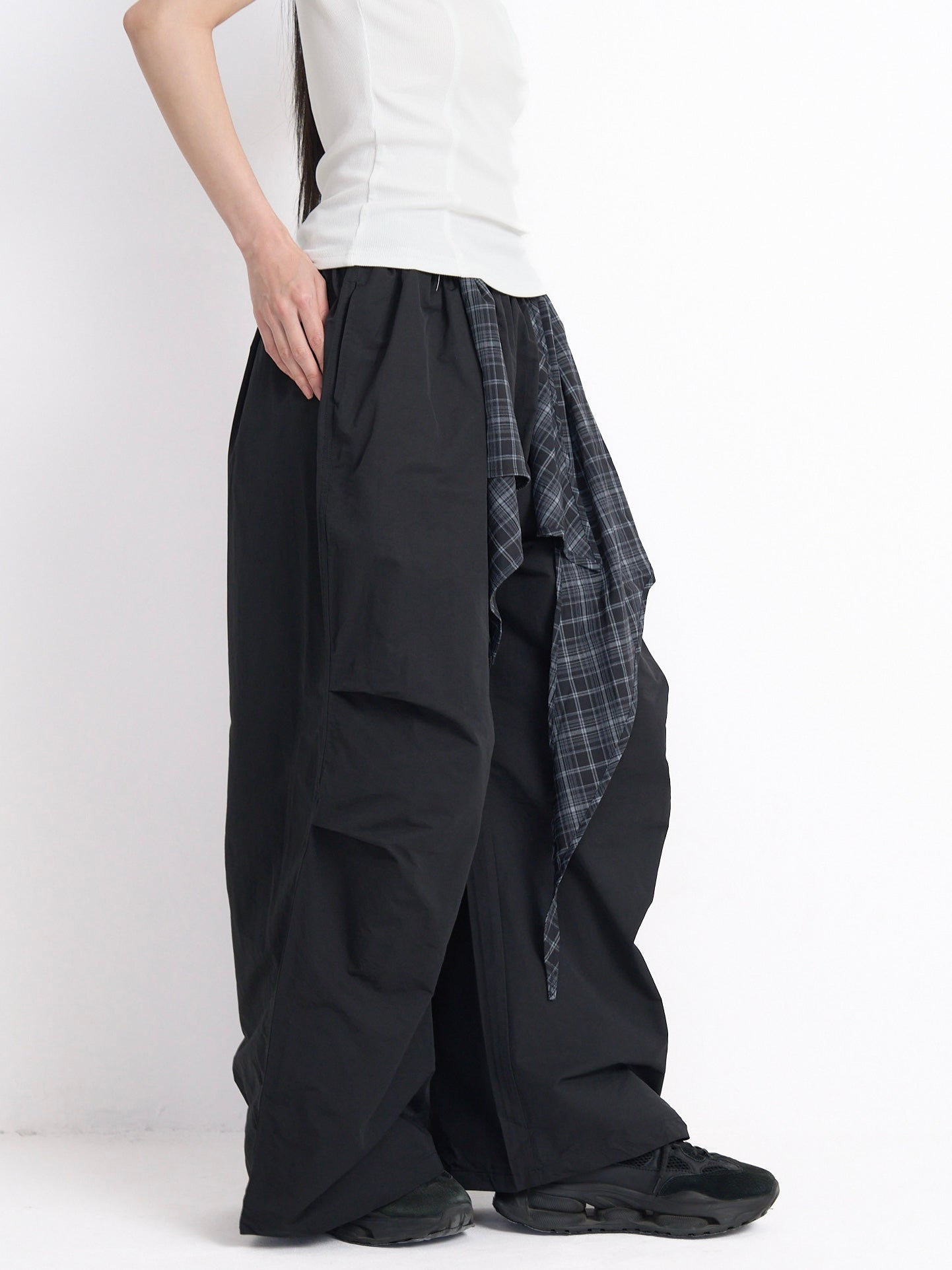 check loop wide pants
