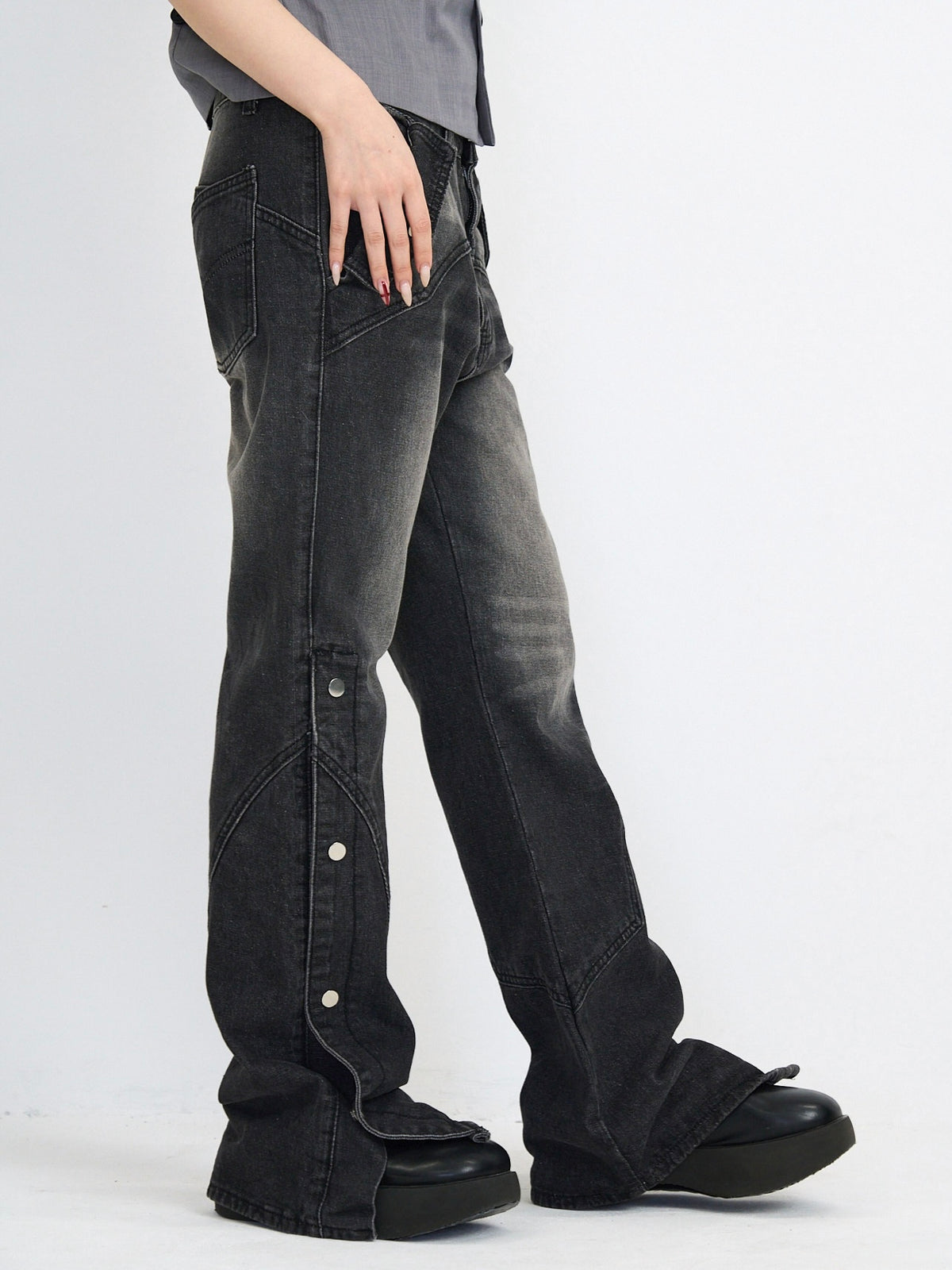 wide slit bootcut denim pants