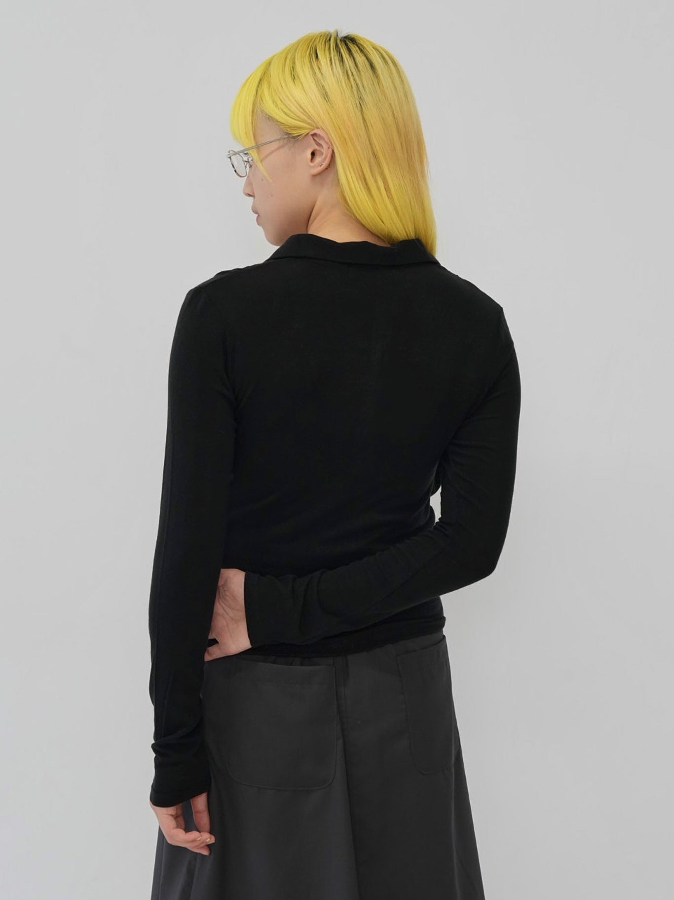 curve collar tops