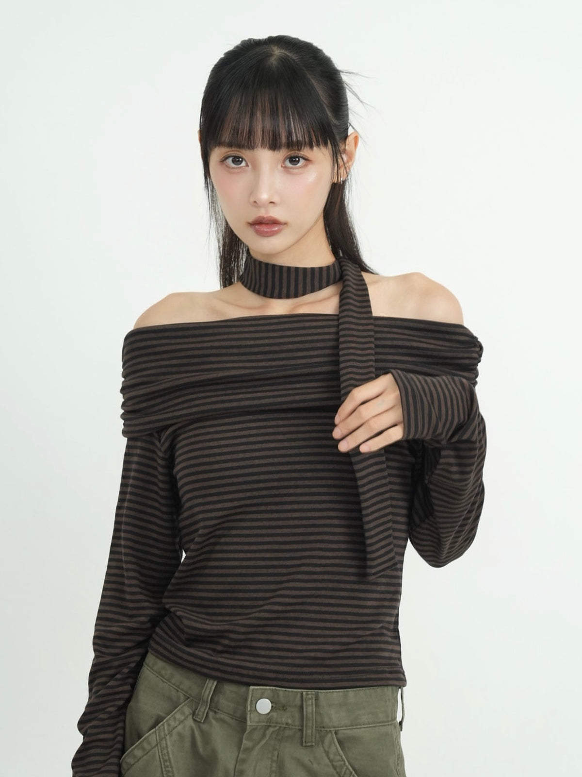 border offshoulder scarf tops