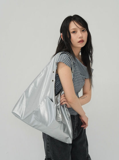 eyelet shoulder bag