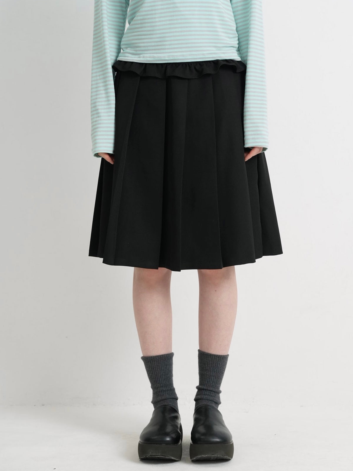 frill waist pleated skirt