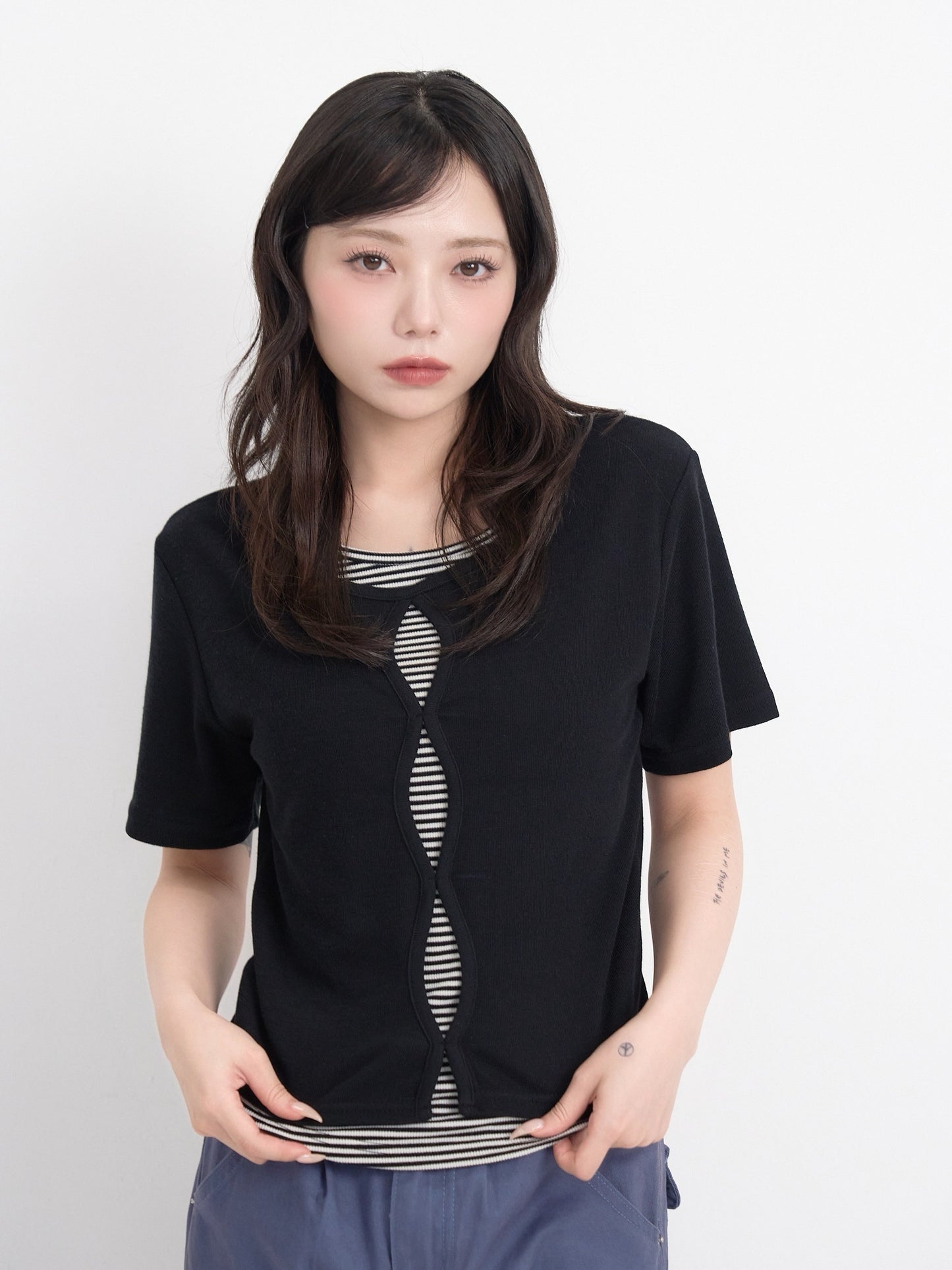 cut out stripe tops
