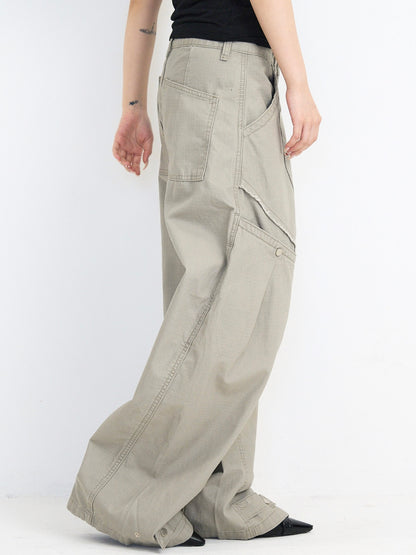 ‫low rise cargo pocket wide pants ‬