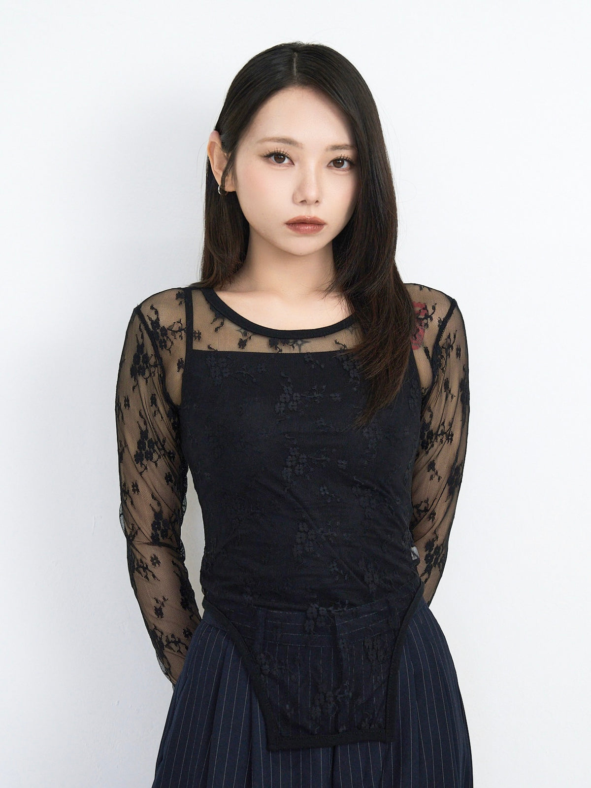 lace side cutout tops