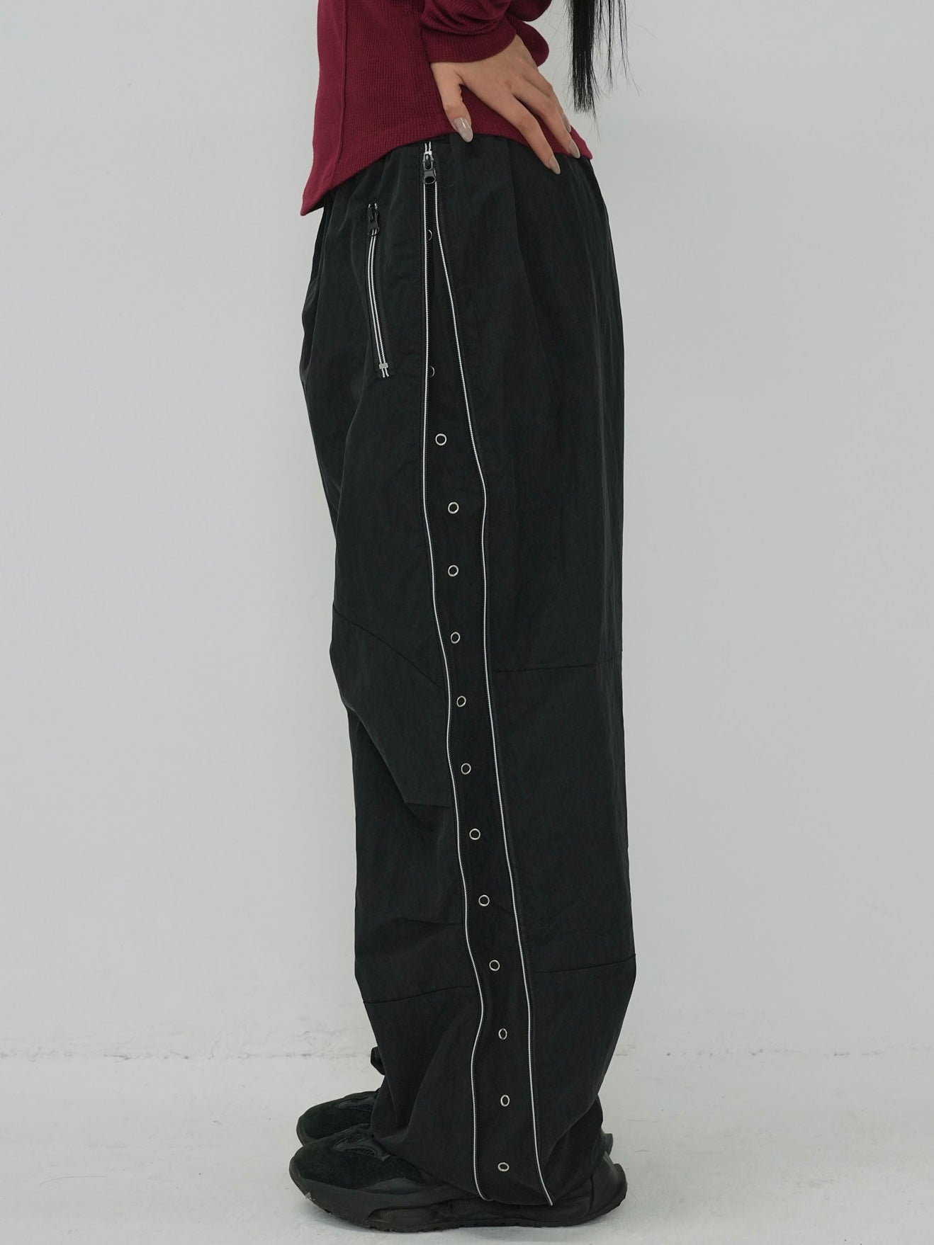 side zip eyelet pants