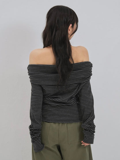 border offshoulder scarf tops