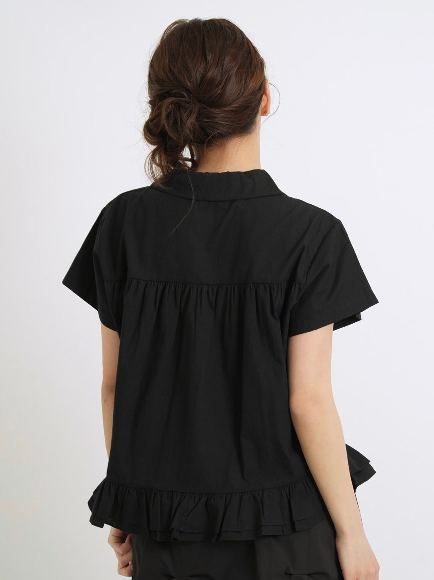 gather frill blouse