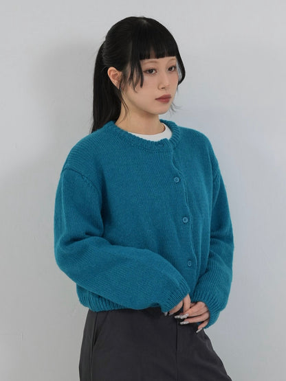 round neck cropped cardigan