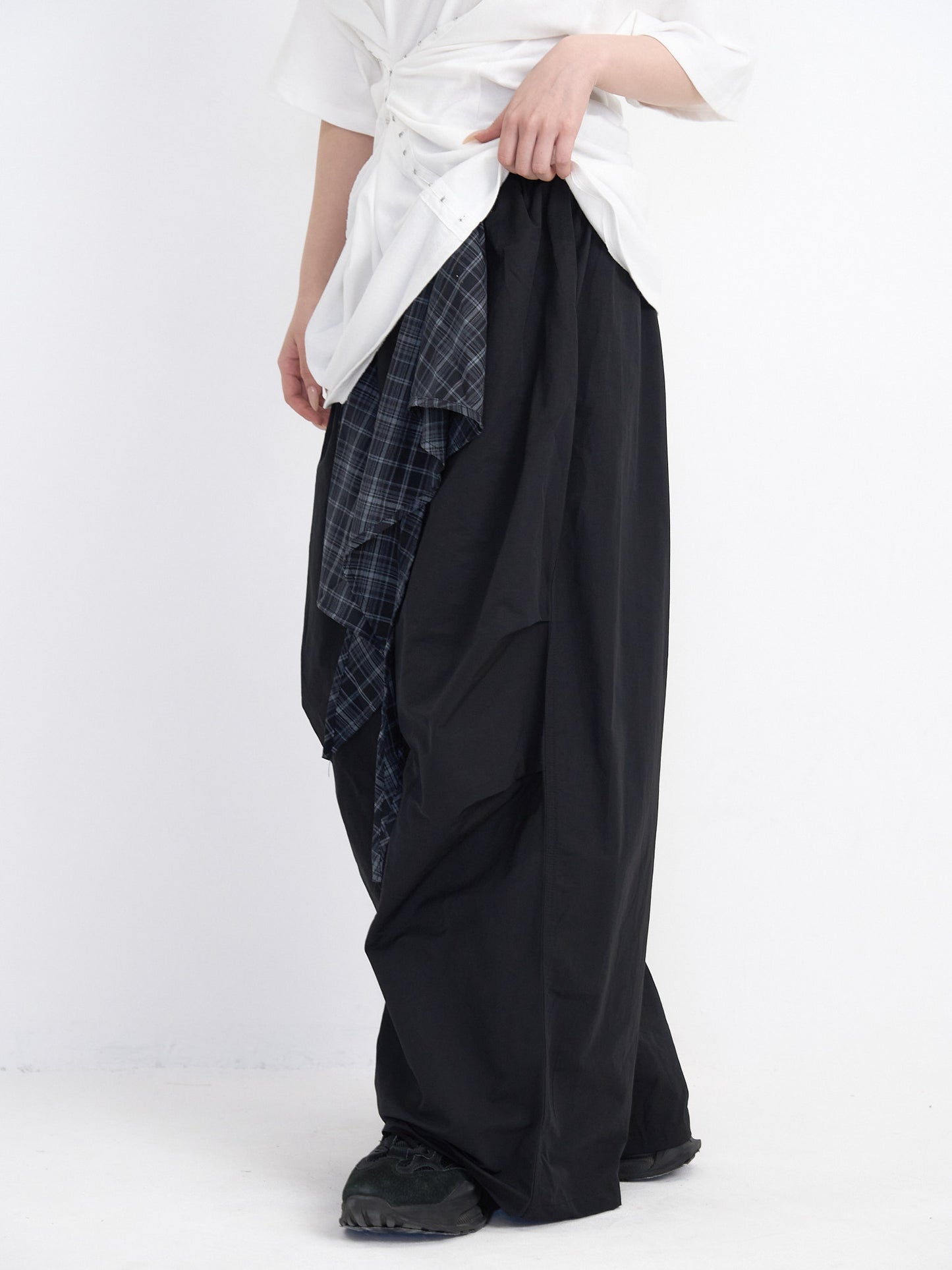 check loop wide pants