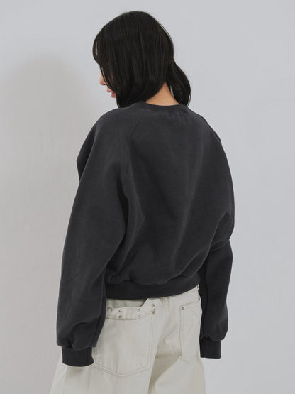 studs neck cropped sweat tops