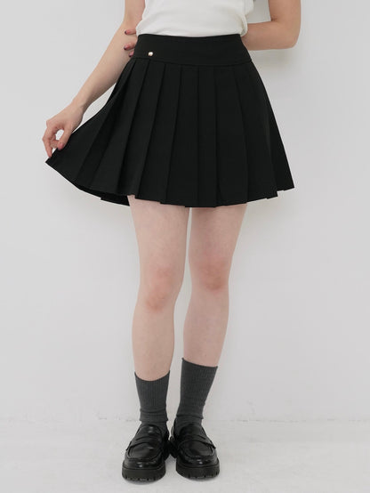 pleats mini skirt