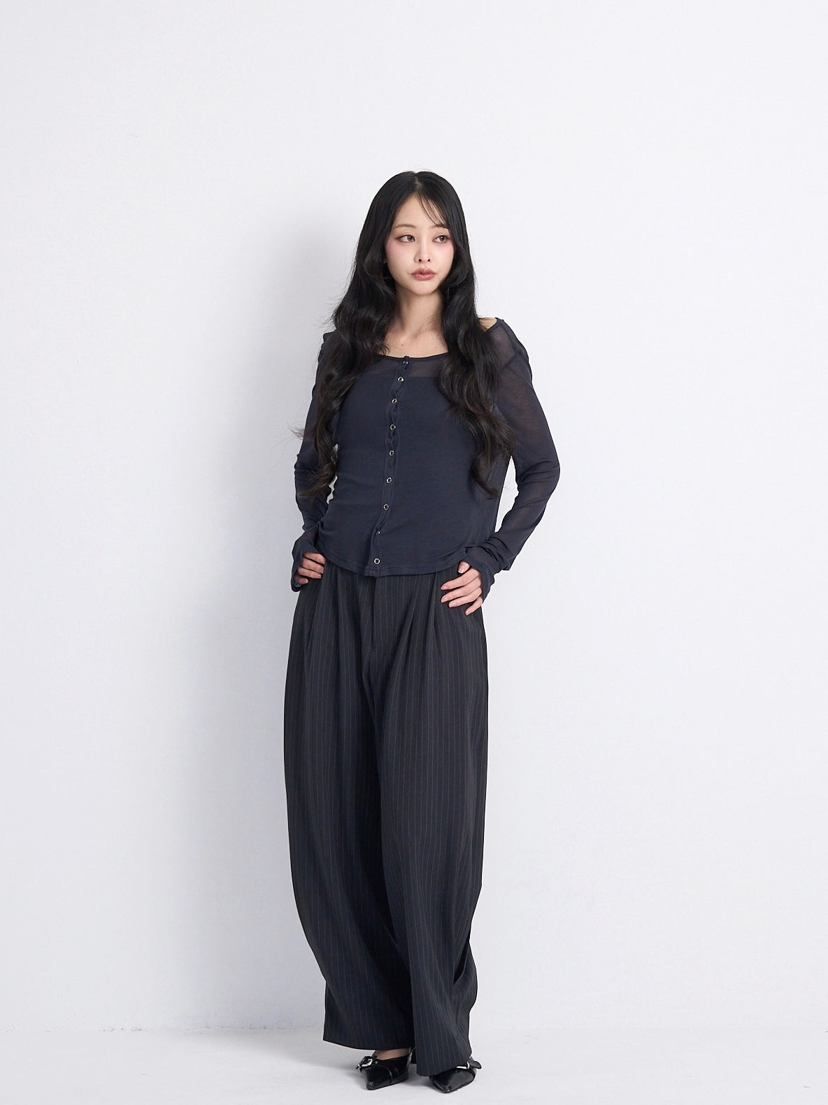 wide stripe tuck pants