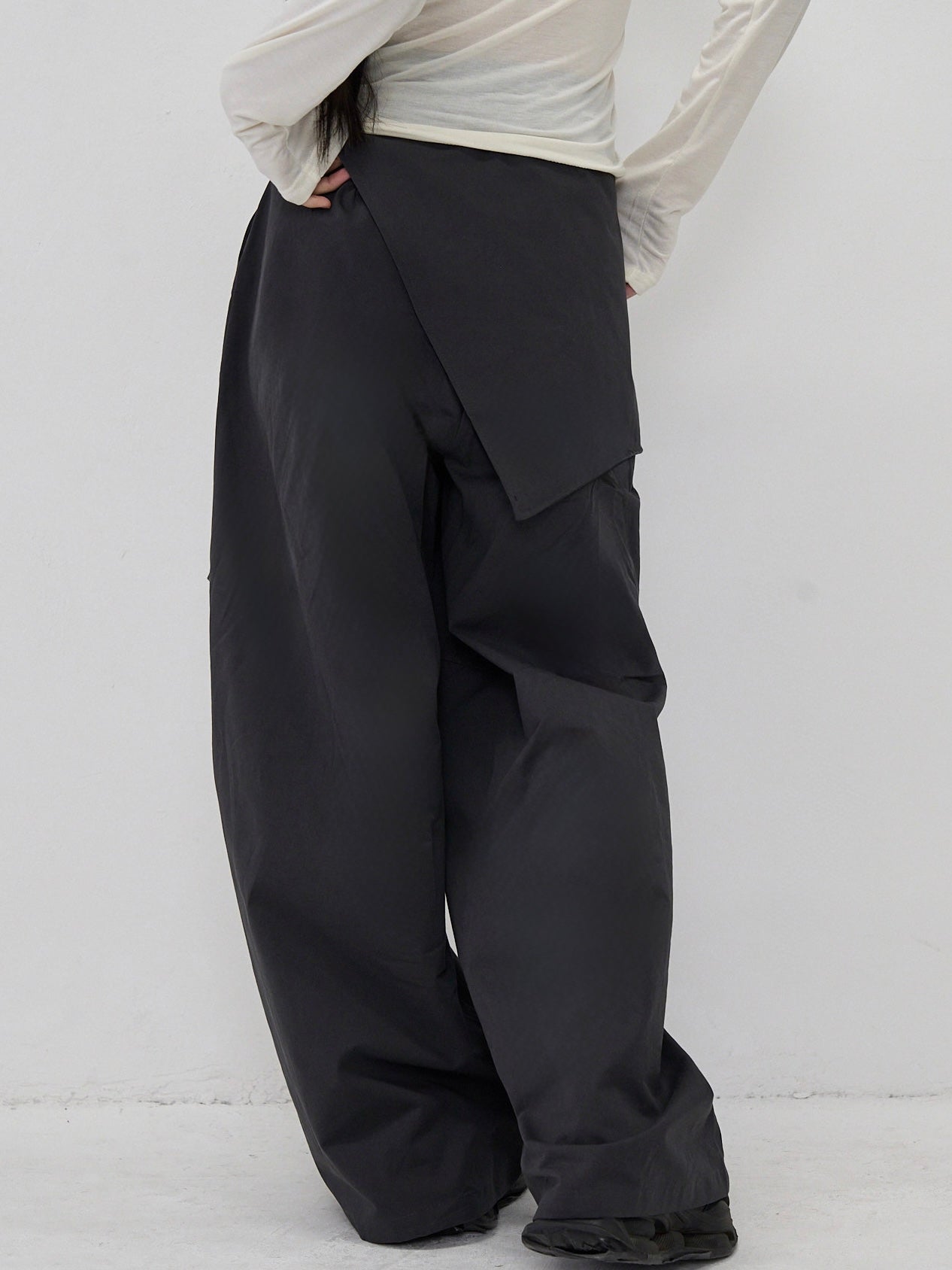wrap cross pants