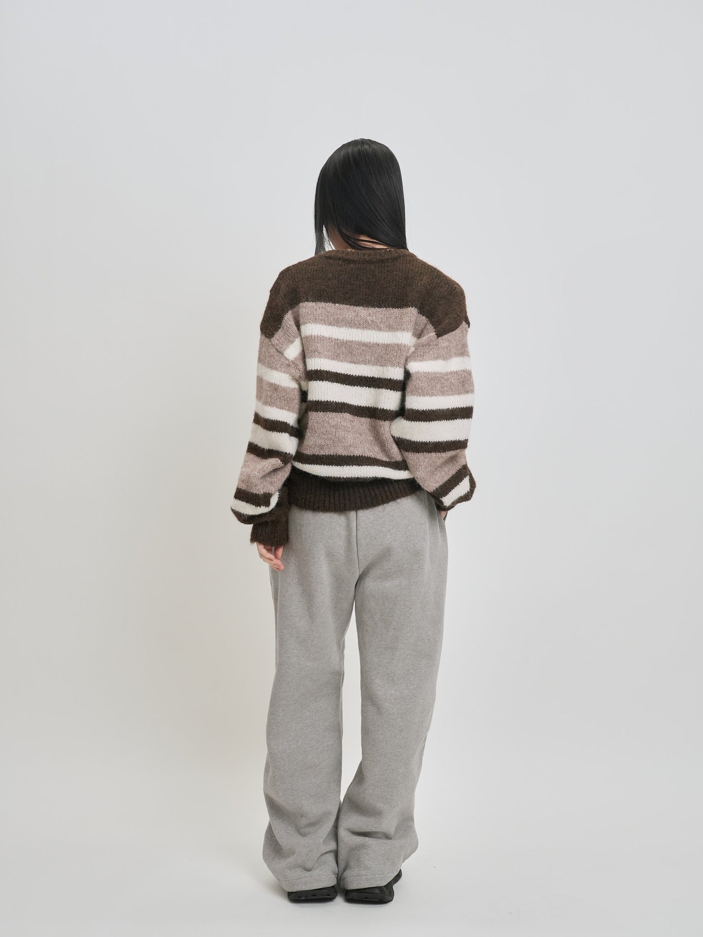 random boarder wool knit