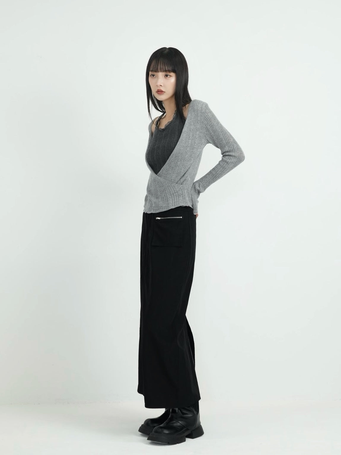 back slit long skirt
