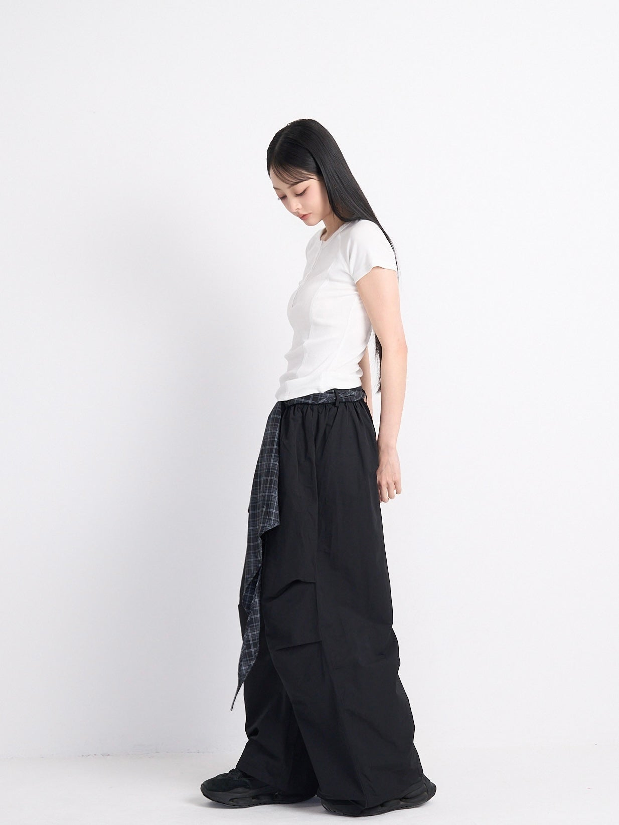 check loop wide pants
