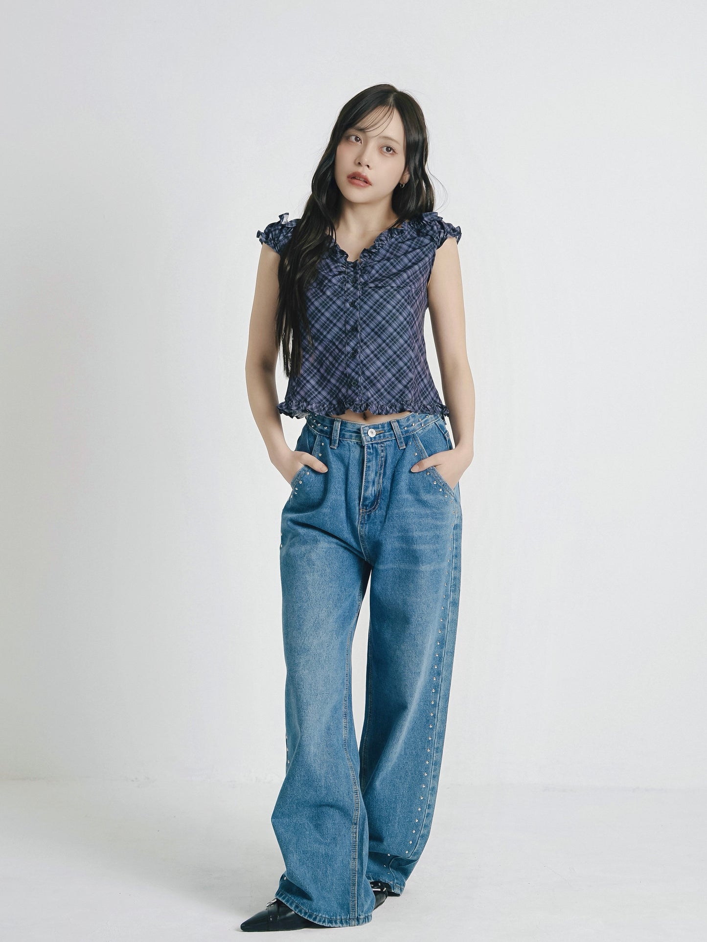 check frill sleeveless blouse