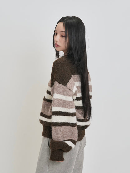 random boarder wool knit