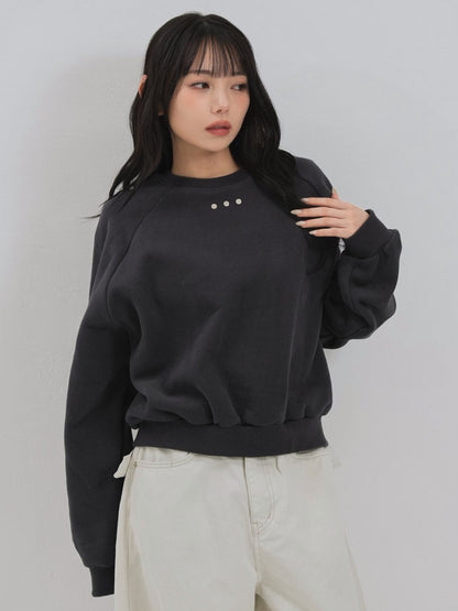 studs neck cropped sweat tops