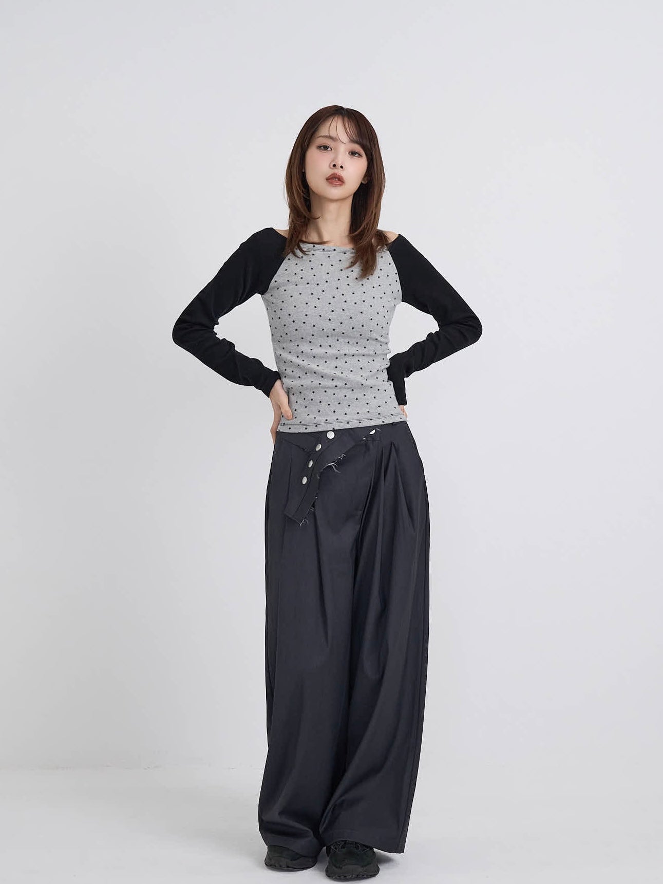 star dot raglan tops