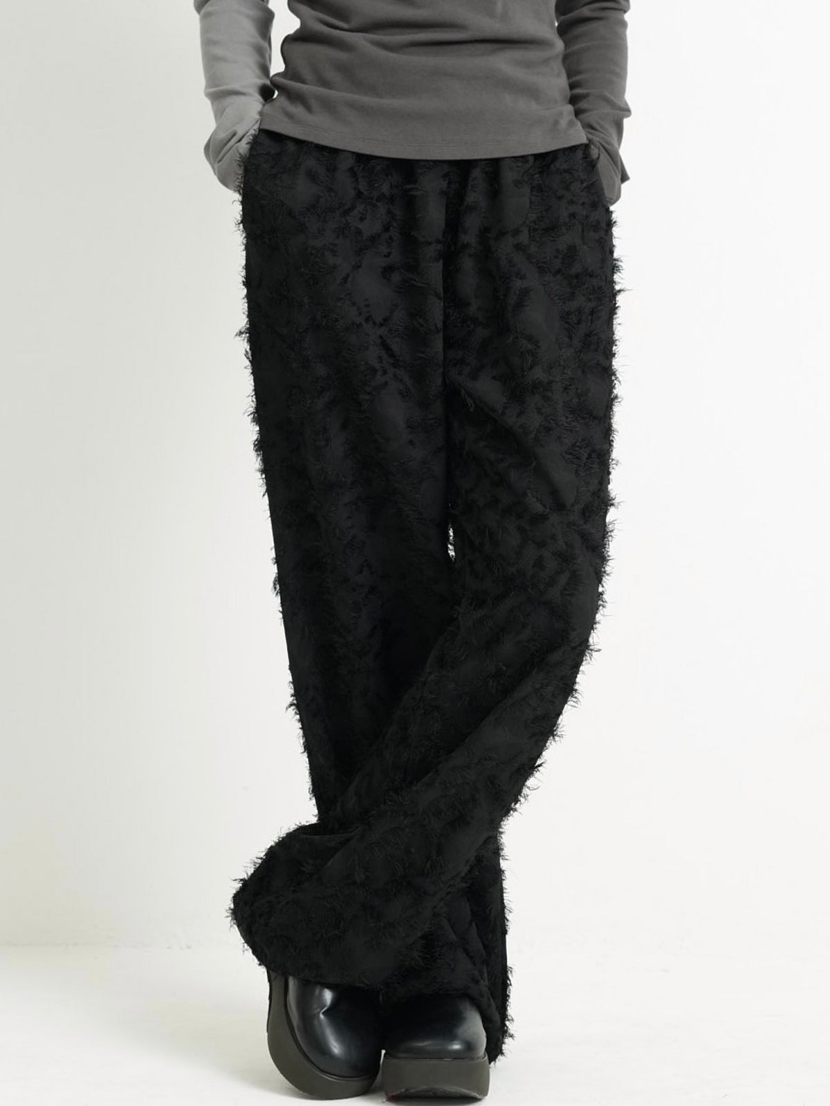 shaggy volume pants