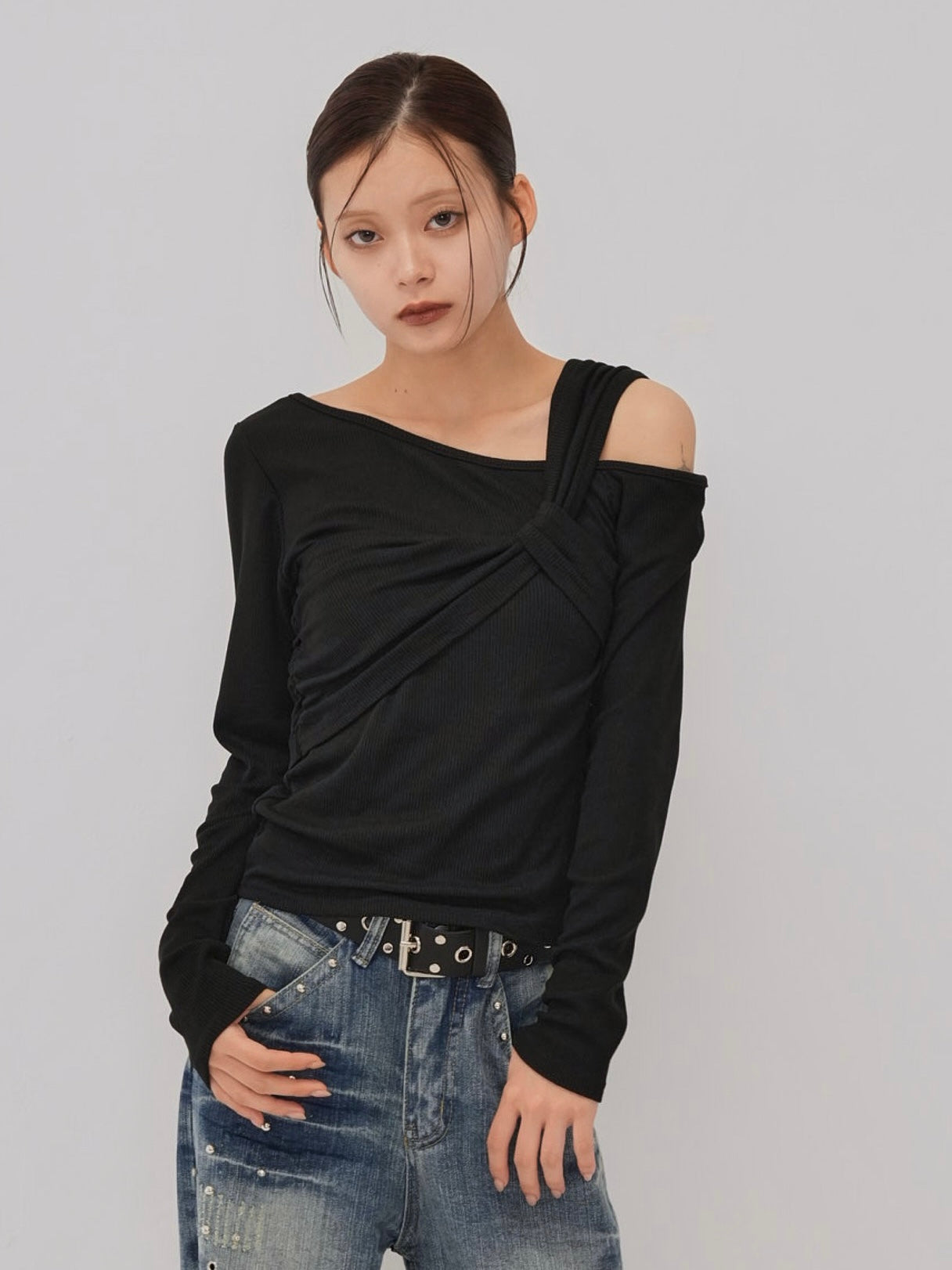 asymmetric shoulder tops