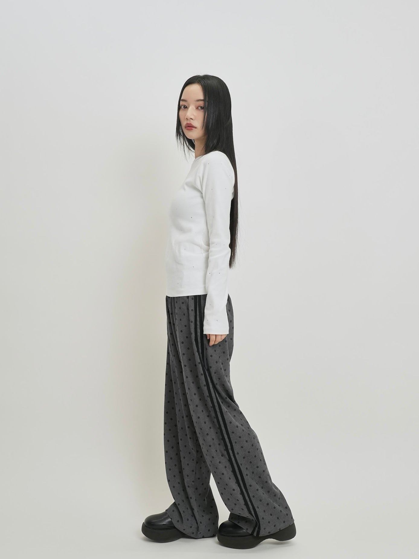 dot wide line pants