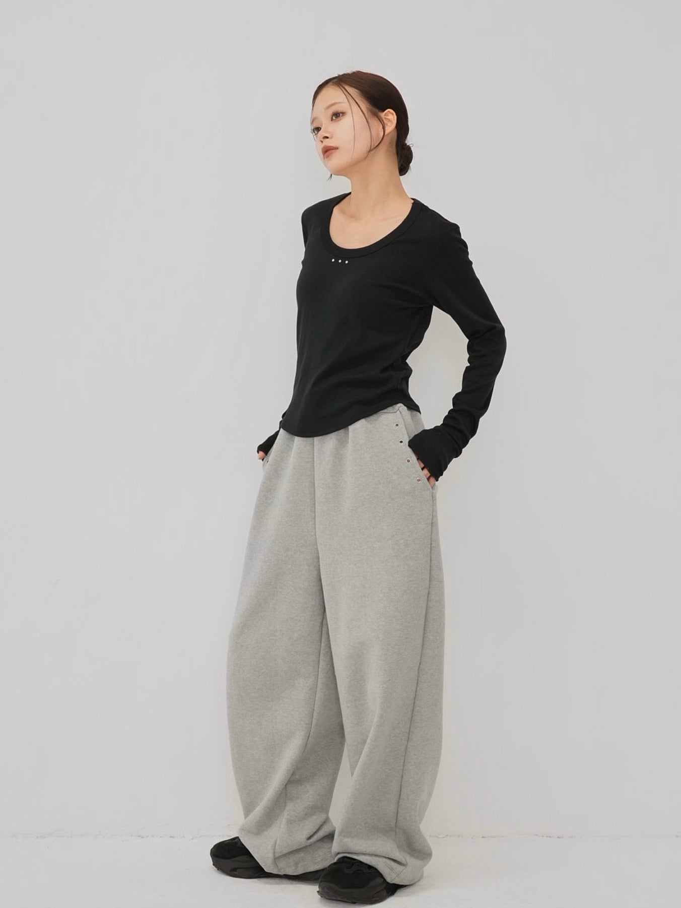u neck stud tops