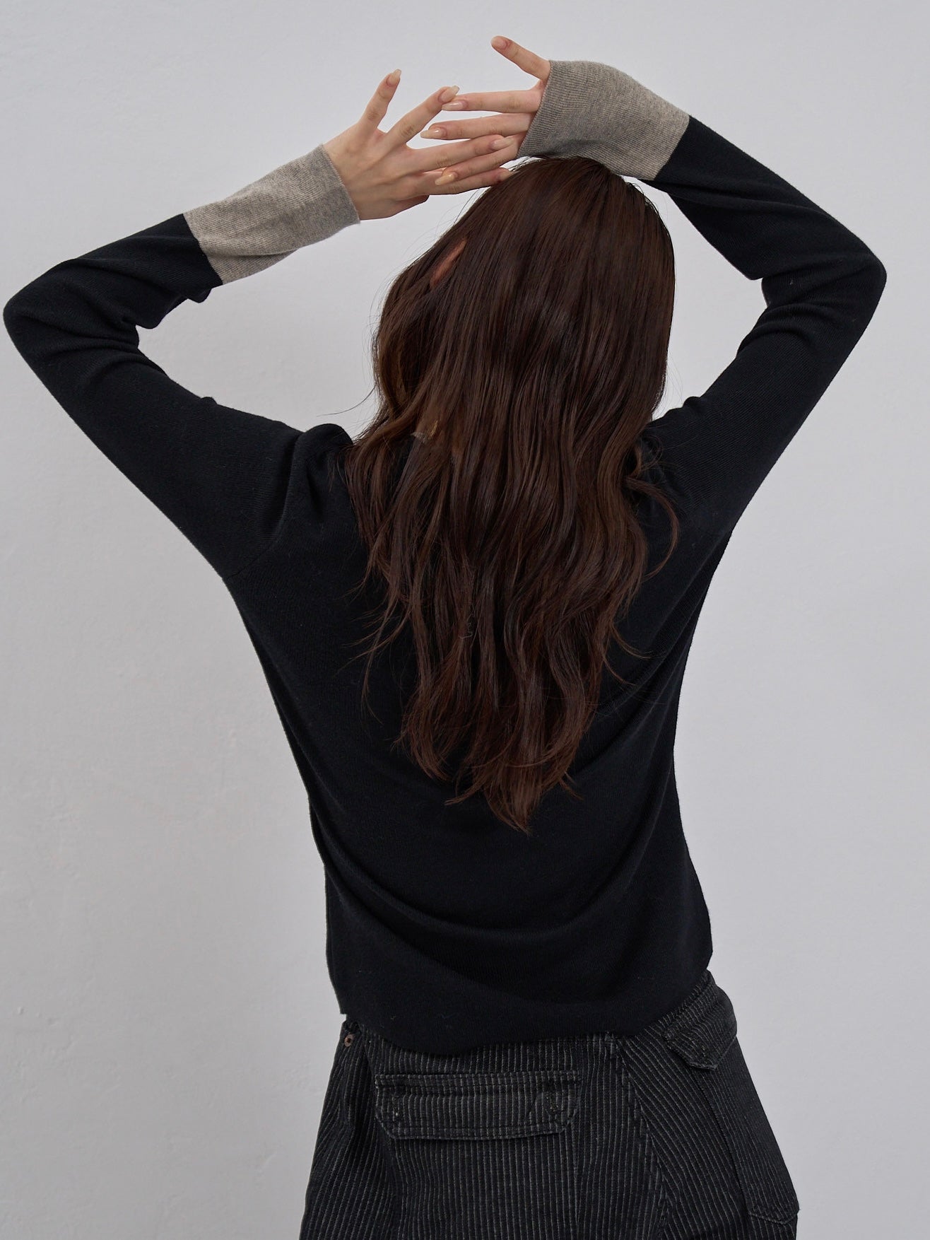 bicolor button round tops