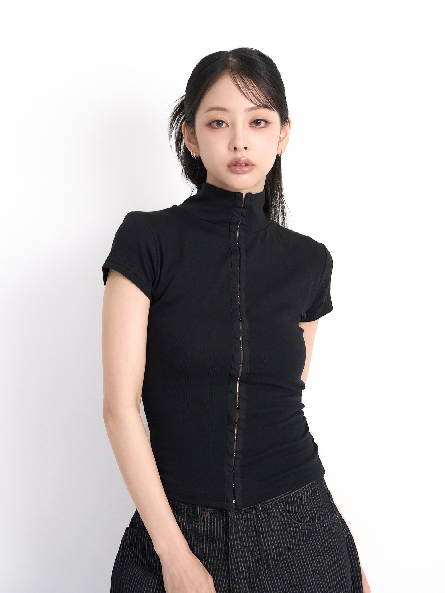 slim hook detail tops