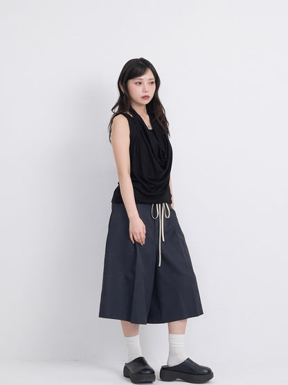 wide silhouette half pants