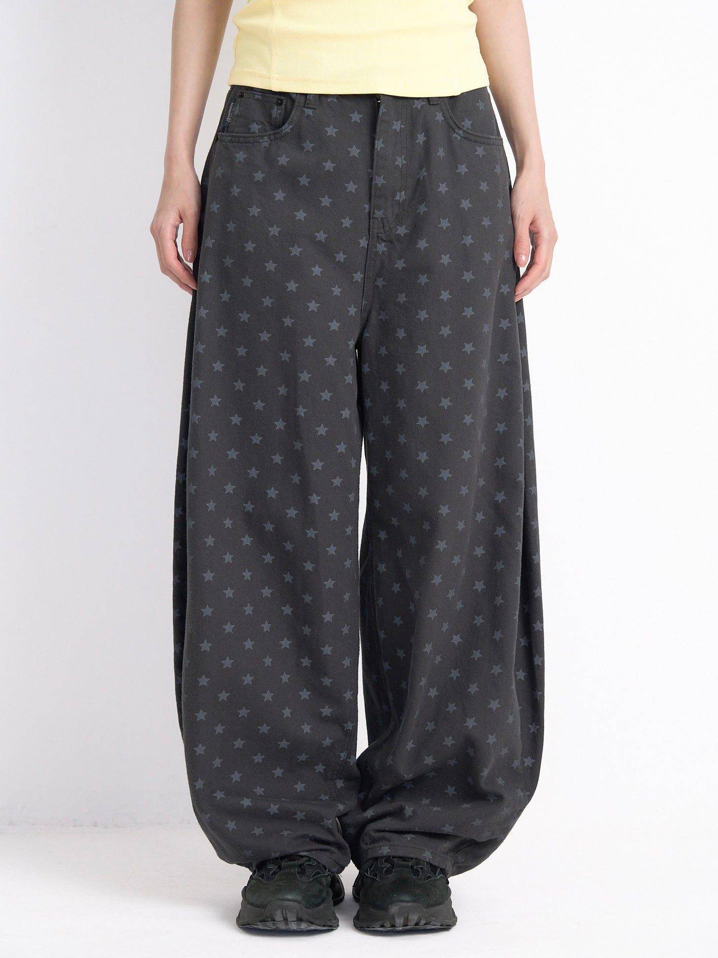star dot balloon pants