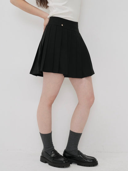 pleats mini skirt