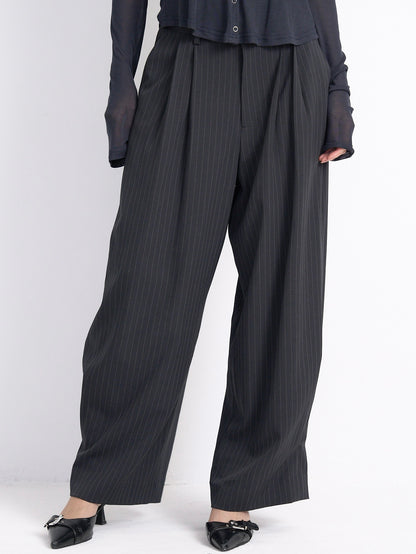 wide stripe tuck pants