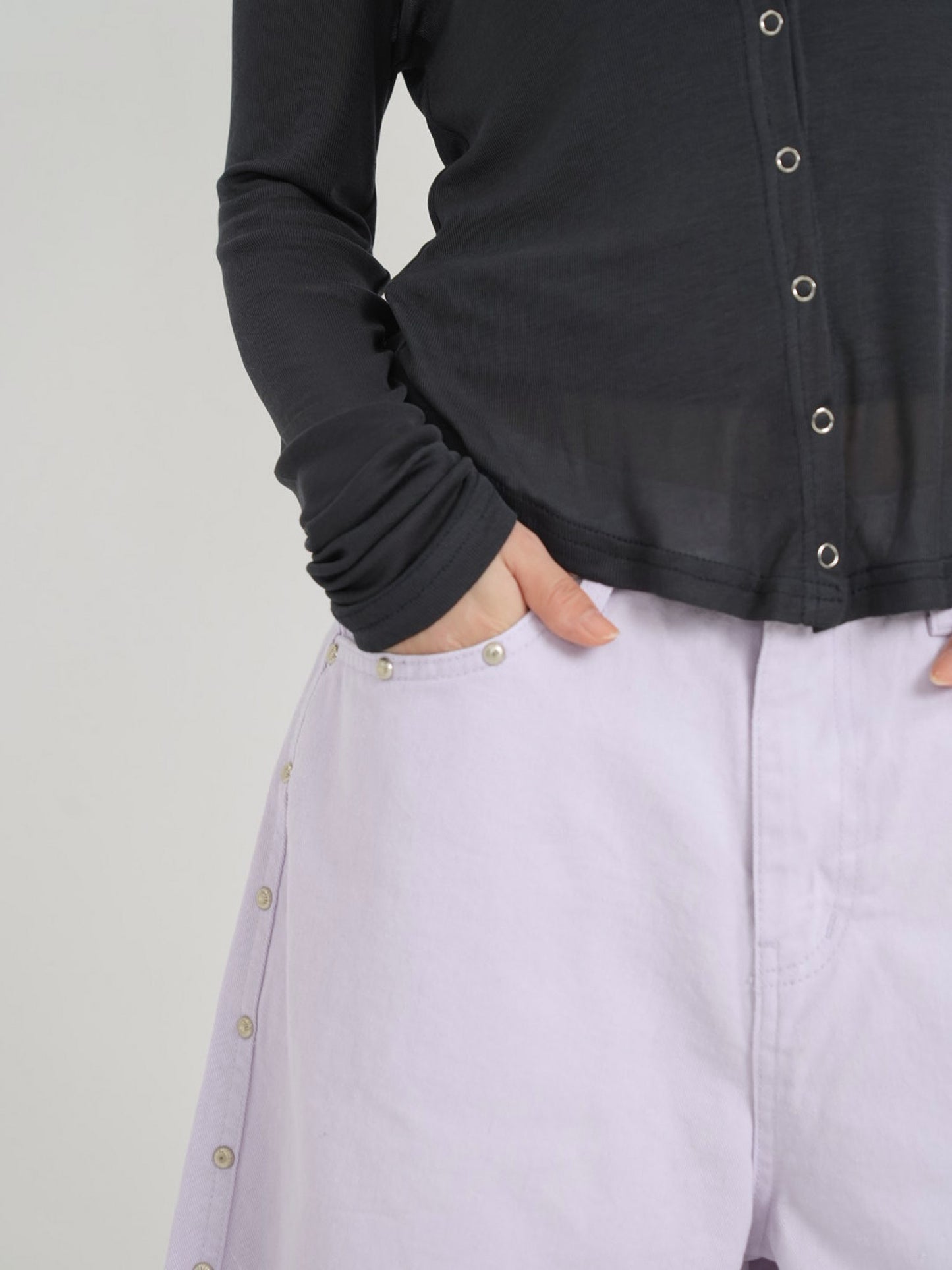 side stud bermuda pants