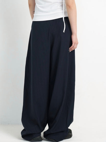 wide stripe tuck pants